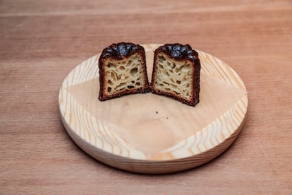 En Santo Bakehouse, el canelé se vende todos los días a un precio de 2,50 euros. 