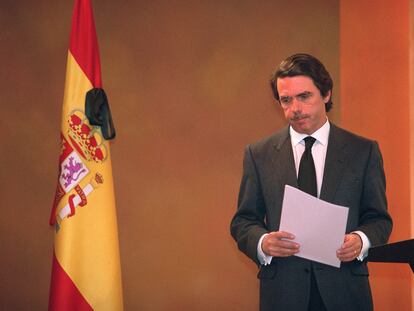 Comparecencia en La Moncloa del 11 de marzo de 2004 del entonces presidente del Gobierno español, José María Aznar, tras el brutal atentado terrorista contra varios trenes de cercanías.