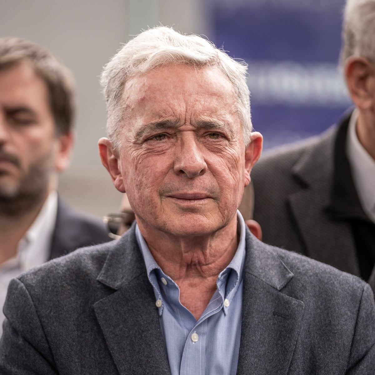 Una condena inédita, una absolución exprés y un país divide: el caso Uribe da un nuevo giro | El PAÍS Exprés | EL PAÍS