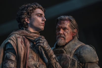 Timothée Chalamet y Josh Brolin en una escena de 'Dune: parte dos', estrenada en 2024.