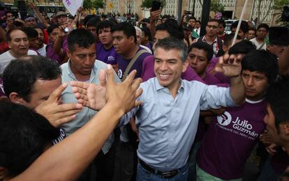 El candidato a la presidencia de Perú Julio Guzmán.