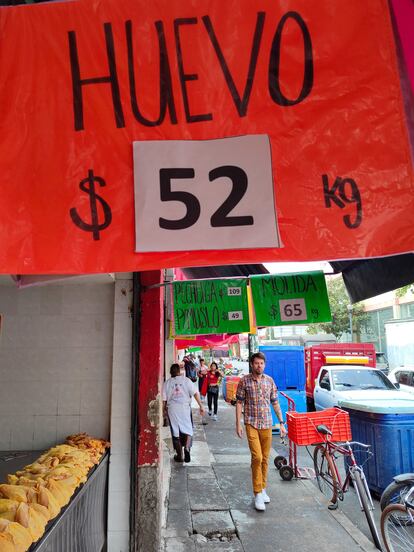 Precio del huevo en un comercio en el centro de Ciudad de México, el pasado 9 de febrero.