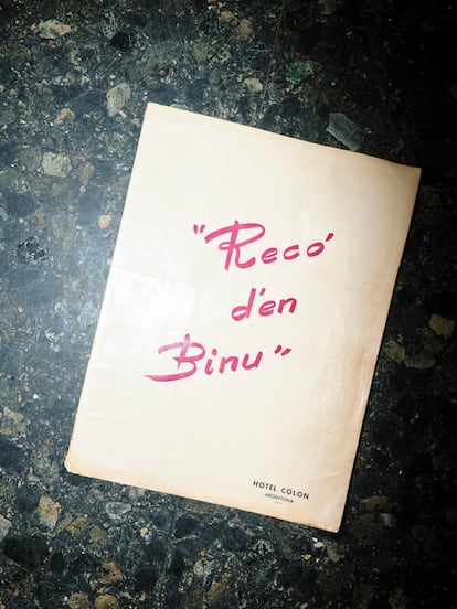 Una vieja carta de Raco D'en Binu en la que aún consta el sello del Hotel Colón, del que inicialmente el local era restaurante, con el nombre escrito en catalán no normativo.