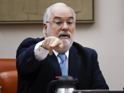 Arias Ca&ntilde;ete, durante su comparecencia en el Congreso.