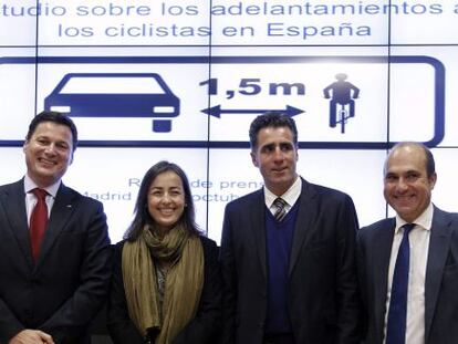 Mar&iacute;a Segu&iacute;, junto a Miguel Indurain, durante la presentaci&oacute;n del estudio.