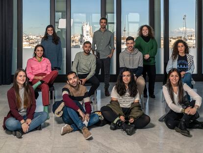 De izquierda a derecha, primera fila, Andrea Juarez, Vicente Martín, Sara Riveiro y Alba Ruiz. En segunda fila, Claudia Urbano, Adrián Fauro, José Ángel Castro e Imán El Hannaoui. La tercera fila, Elena García, Pedro Tamames y Lucía Rodríguez.