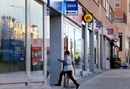 Sucursals de diversos bancs a Madrid.