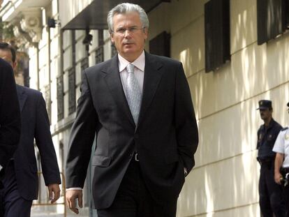 Baltasar Garzón sale de la Audiencia Nacional el 7 de julio de 2007.