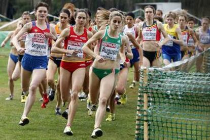 Nuria Fernández, en una carrera en diciembre de 2010.