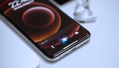 Siri ya permite elegir la app de música