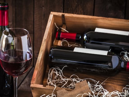 Una completa selección de regalos para amantes del vino. GETTY IMAGES.