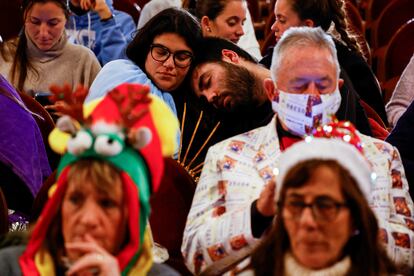 Público asistente al sorteo celebrado en el Teatro Real de Madrid.  