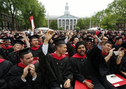 Graduación de estudiantes en la Universidad de Harvard, en un acto académico celebrado en 2009.