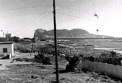 Playa de Los Palmones, en Los Barrios, durante la década de los 70.