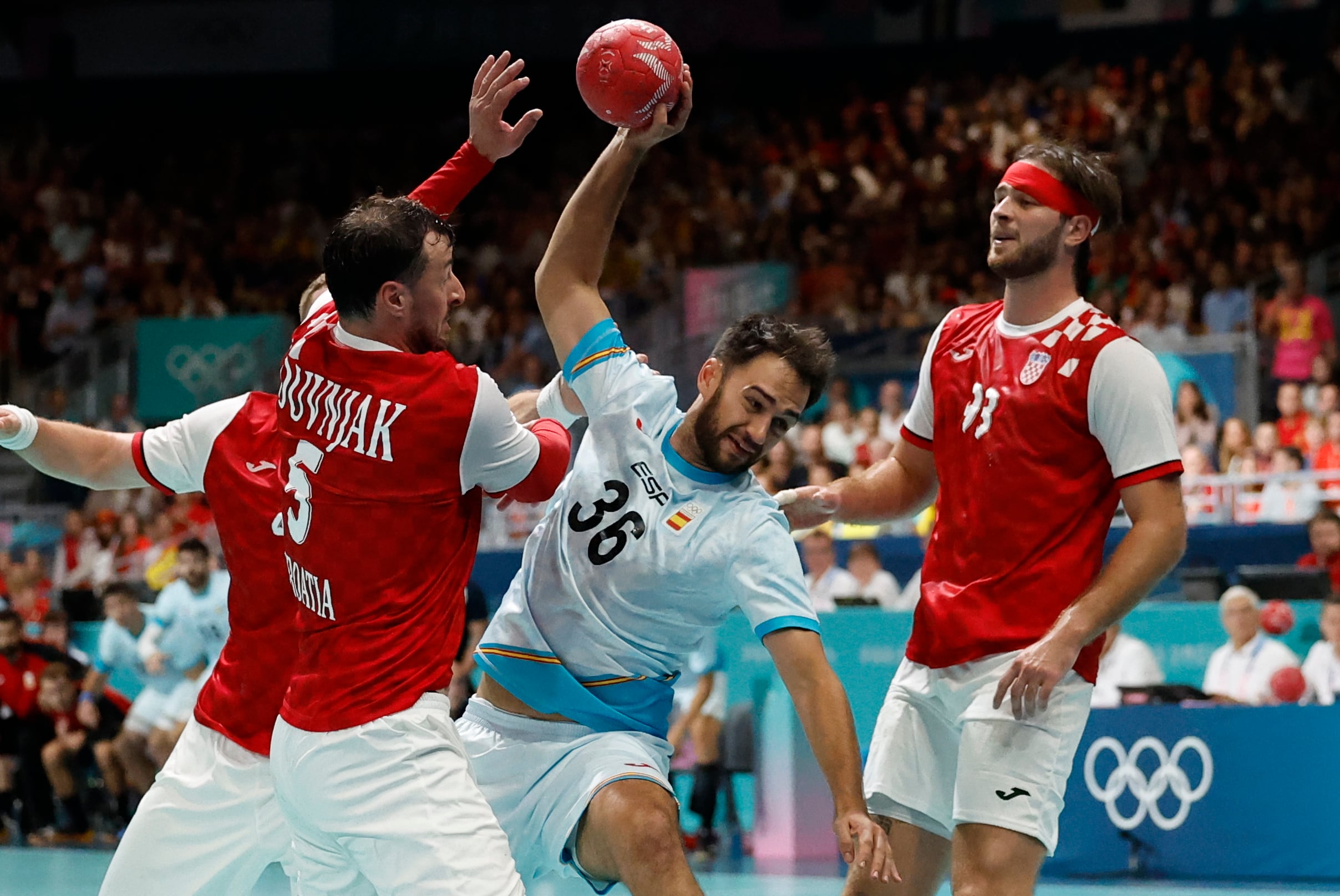 Los Hispanos ganan a Croacia, se clasifican para cuartos y hacen cuentas 