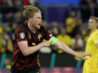 De Bruyne celebra su gol, el segundo de Bélgica a Rumania (2-0).