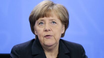 A chanceler Angela Merkel se re&uacute;ne com governadores.