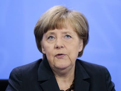 A chanceler Angela Merkel se re&uacute;ne com governadores.