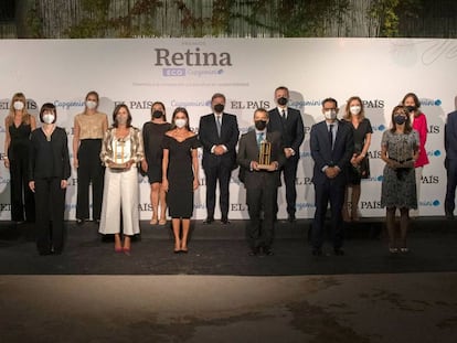 Desde la izquierda, en primera fila, Alfonso Bernabé (Reciclalia); Yann Remirez (Técnicas Reunidas); Diana Morant, ministra de Ciencia e Innovación; Julieta Maresca (Repsol); la reina Letizia; Albert Cuatrecasas (Cellnex); Joseph Oughourlian, presidente de PRISA; Silvia Lazcano (Airbus). En segunda fila, Jaime García Cantero, director de Retina; Begoña Gómez (Universidad Complutense); Sara Aagesen, secretaria de Estado de Energía; Pepa Bueno, directora de EL PAÍS; Luis Abad (Capgemini); Dimitris Bountolos (Ferrovial); Cristina Rivero (CEOE); Lara de Mesa (Santander); y Laurent Perea (Capgemini Invent).