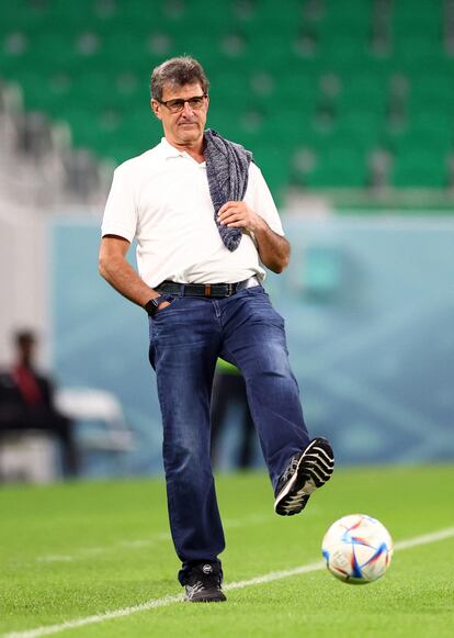 Mario Alberto Kempes, durante un partido de leyendas en Doha.