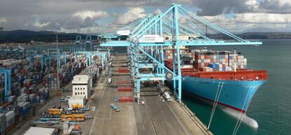 Terminal de contenedores en el puerto de Algeciras.