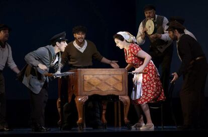 Ensayo de la &oacute;pera &#039;Il Postino&#039; en el teatro Real. 