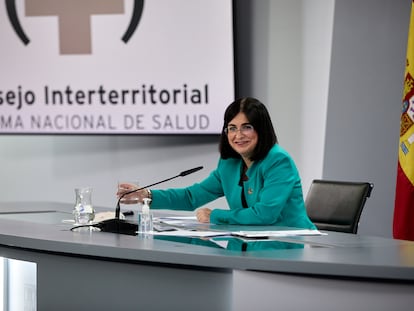 La ministra de Sanidad, Carolina Darias, durante una rueda de prensa posterior al Consejo Interterritorial de Salud de este miércoles.