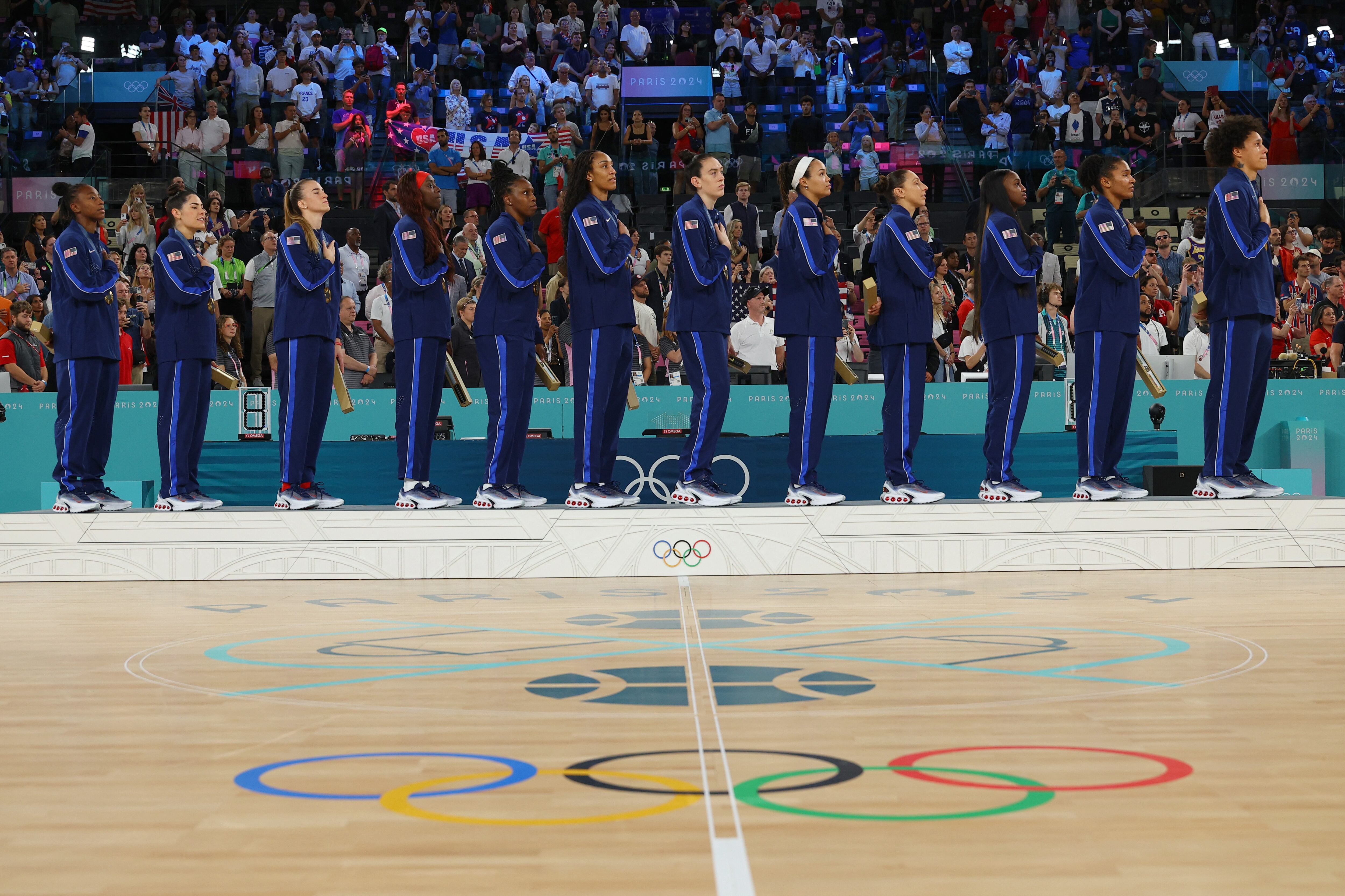 EE UU supera a Francia en la final femenina de baloncesto y a China en el medallero 