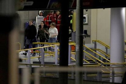 Interior de la estación en los momentos posteriores a la explosión.