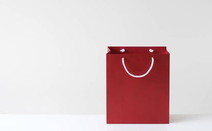 Un bolsa de la compra feliz.