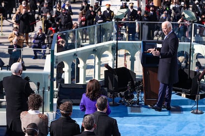 O presidente Joe Biden discursa durante a cerimônia de posse.