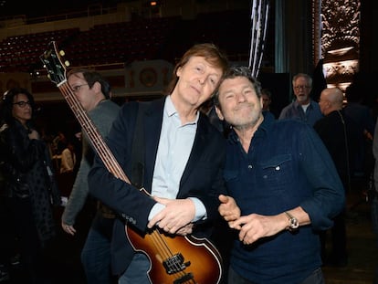 Paul McCartney y Jann Wenner, en abril de 2015 en el Hall of Fame del Rock &amp; roll en Cleveland.