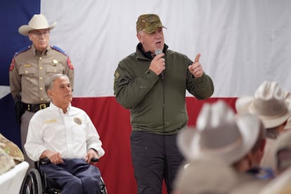 Tom Homan speaks at a facility on the U.S.-Mexico border in Eagle Pass, Texas, on November 26, 2024.