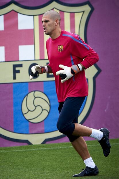 Víctor Valdés, durante un entrenamiento.