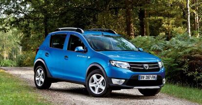 El Dacia Sandero ha sido el modelo más vendido a clientes particulares en el primer semestre de 2016.