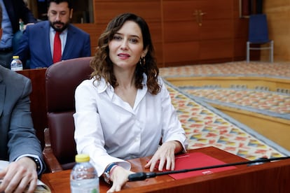 La presidenta de la Comunidad de Madrid, Isabel Díaz Ayuso, durante un pleno en la Asamblea de Madrid.