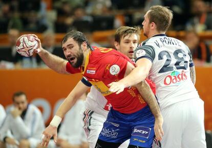 Joan Canellas, durante el partido ante Francia.