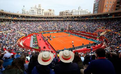 Vista general del partido de cuartos de final de la Copa Davis entre David Ferrer y Alexander Zverev, el 6 de abril de 2018.