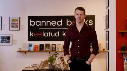 Joseph Dunningam, director del Museo de los Libros Prohibidos en Tallin, Estonia.