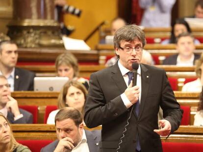 Carles Puigdemont este mi&eacute;rcoles en el Parlament.