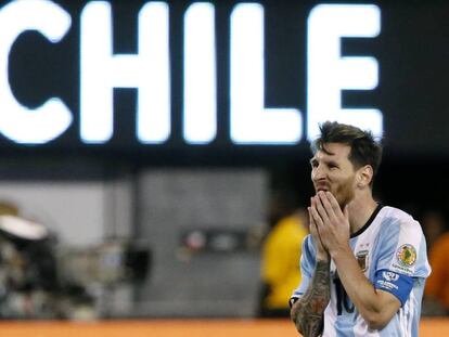 Messi, durant la final contra Xile, a Nova Jersey.