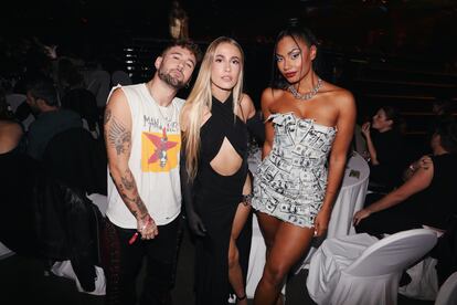 Dani Fernández (mejor artista nacional en Los40 Music Awards 2022), Paula Koops y Nia Correia.