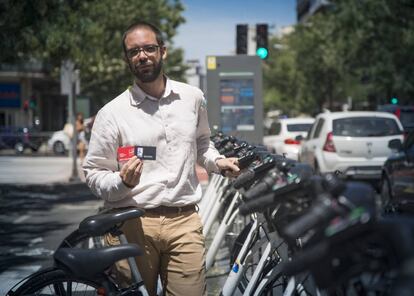 Álvaro Fernández Heredia, gerente de la Empresa Municipal de Transporte.