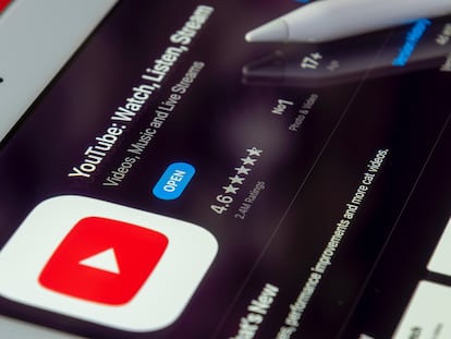 Vídeos que infringen sus propias políticas: así traiciona a YouTube su algoritmo, según un informe de Mozilla