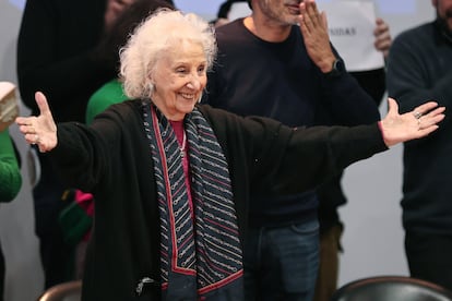 Estela de Carlotto celebra la restitución del nieto 140.