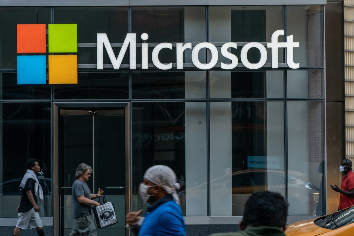 Microsoft anuncia el despido de 10.000 empleados, cerca del 5% de su  plantilla | Economía | EL PAÍS
