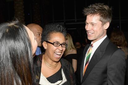Brad Pitt con la productora Muna El Fituri en una gala celebrada en el LACMA de Los Ángeles el 4 de noviembre.