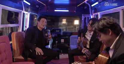 Un episodio de 'El Pesero Show' en el que el cantante Chayanne recorre Ciudad de México en un autobús