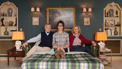 Philippe Laudenbach, Valérie Lemercier y Hélène Vincent, en el filme.