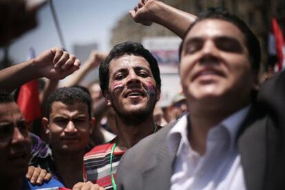 Partidarios del islamista Morsi en la plaza Tahrir.